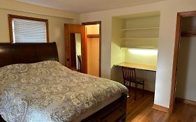 J2 Pleasant Queens Size Room Near St. Peter'S Hospital & New Brunswick Downtown